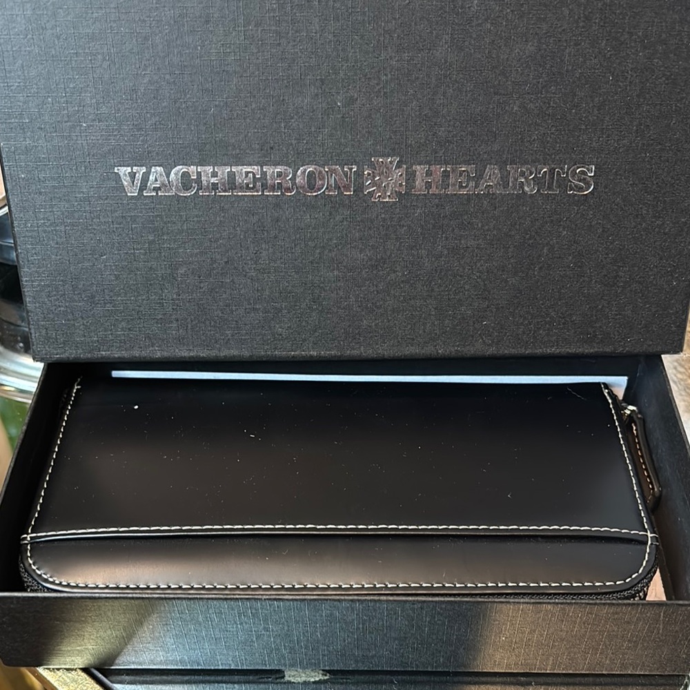 Vacheron Hearts Black‎ Wallet. New with box